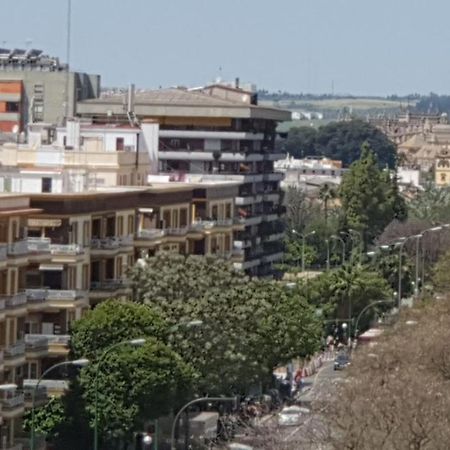 NUEVO 3 dormitorios y vista a la Giralda junto a Sanchez Pizjuan Sevilla Exterior foto